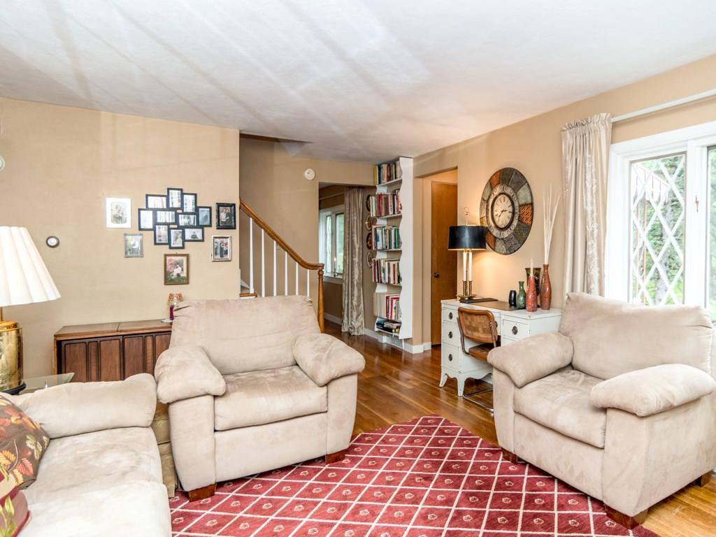 3918 Anderson Road Gibsonia, PA 15044 - Photo 4 of 23 Gallery Image 4