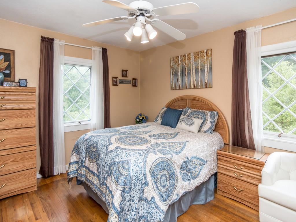 3918 Anderson Road Gibsonia, PA 15044 - Photo 9 of 23 Gallery Image 9