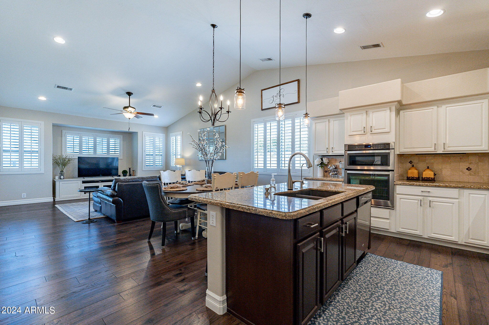 688 South Roanoke Street Gilbert, AZ 85296 - Photo 11 of 44 kitchen 3