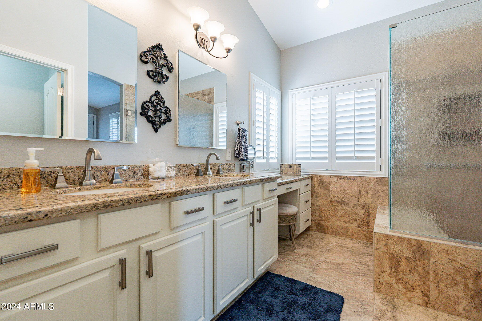 688 South Roanoke Street Gilbert, AZ 85296 - Photo 24 of 44 primary bathroom 3