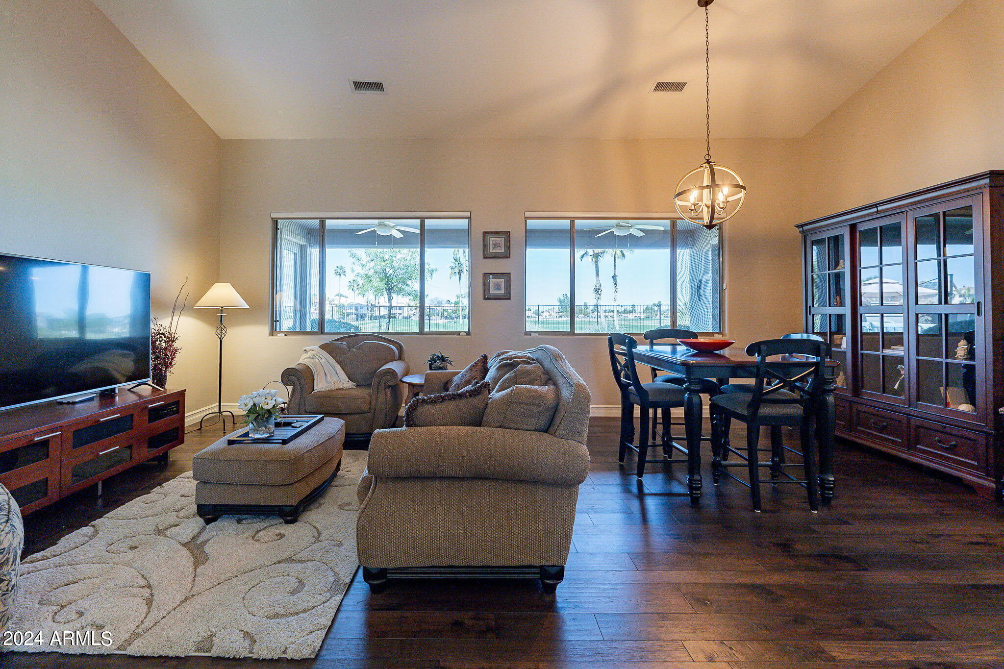 688 South Roanoke Street Gilbert, AZ 85296 - Photo 4 of 44 living room