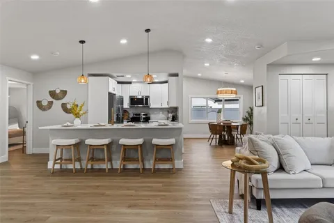 $649,000 | 7833 Bristol Court North, St. Petersburg, FL 33709