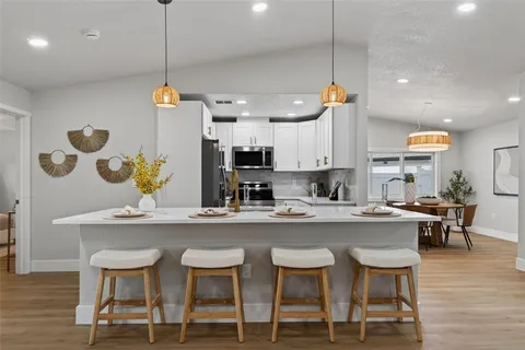 $649,000 | 7833 Bristol Court North, St. Petersburg, FL 33709