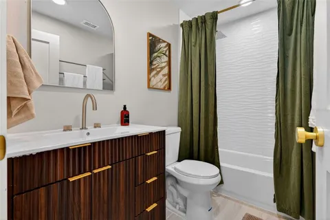 $649,000 | 7833 Bristol Court North, St. Petersburg, FL 33709