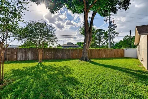 $649,000 | 7833 Bristol Court North, St. Petersburg, FL 33709