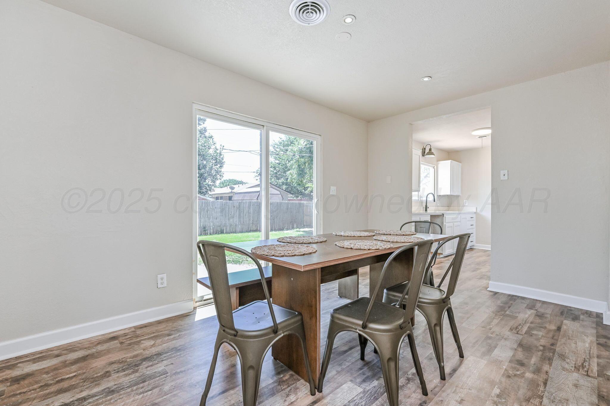 4705 South Austin Street Amarillo, TX 79110 - Photo 9 of 26 4705 S Austin St 04 (2)