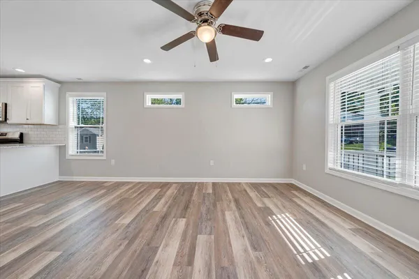 $1,550 | 1708 Baldwin Avenue Northeast, Unit A, Roanoke, VA 24012