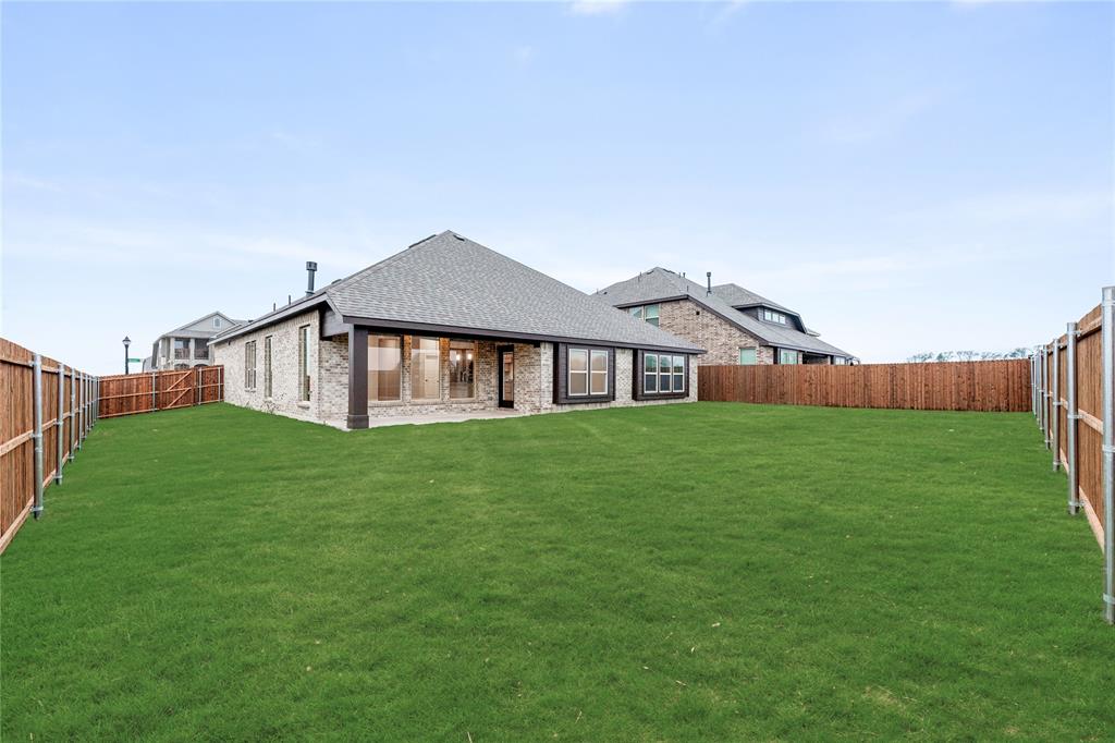 905 Denham Drive Red Oak, TX 75154 - Photo 32 of 33