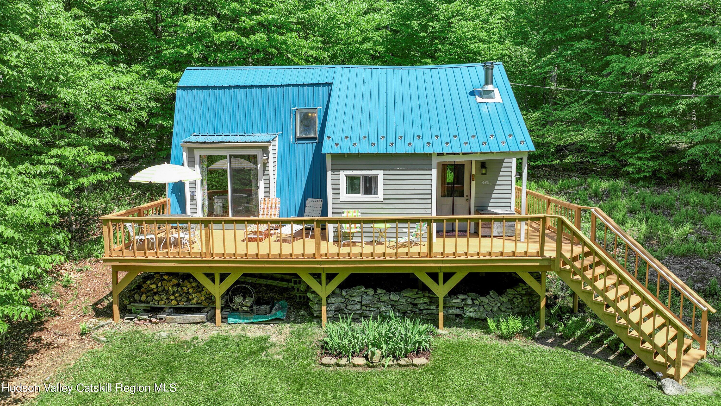 33-426_Knickerbocker.1-2