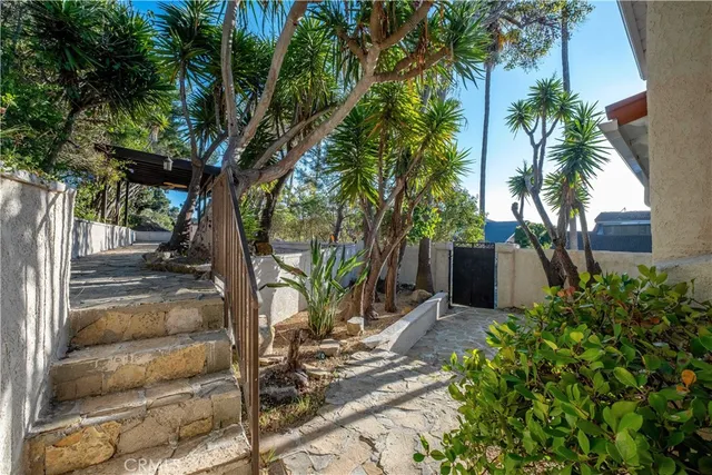 $1,975,000 | 3554 Seaglen Drive, Rancho Palos Verdes, CA 90275