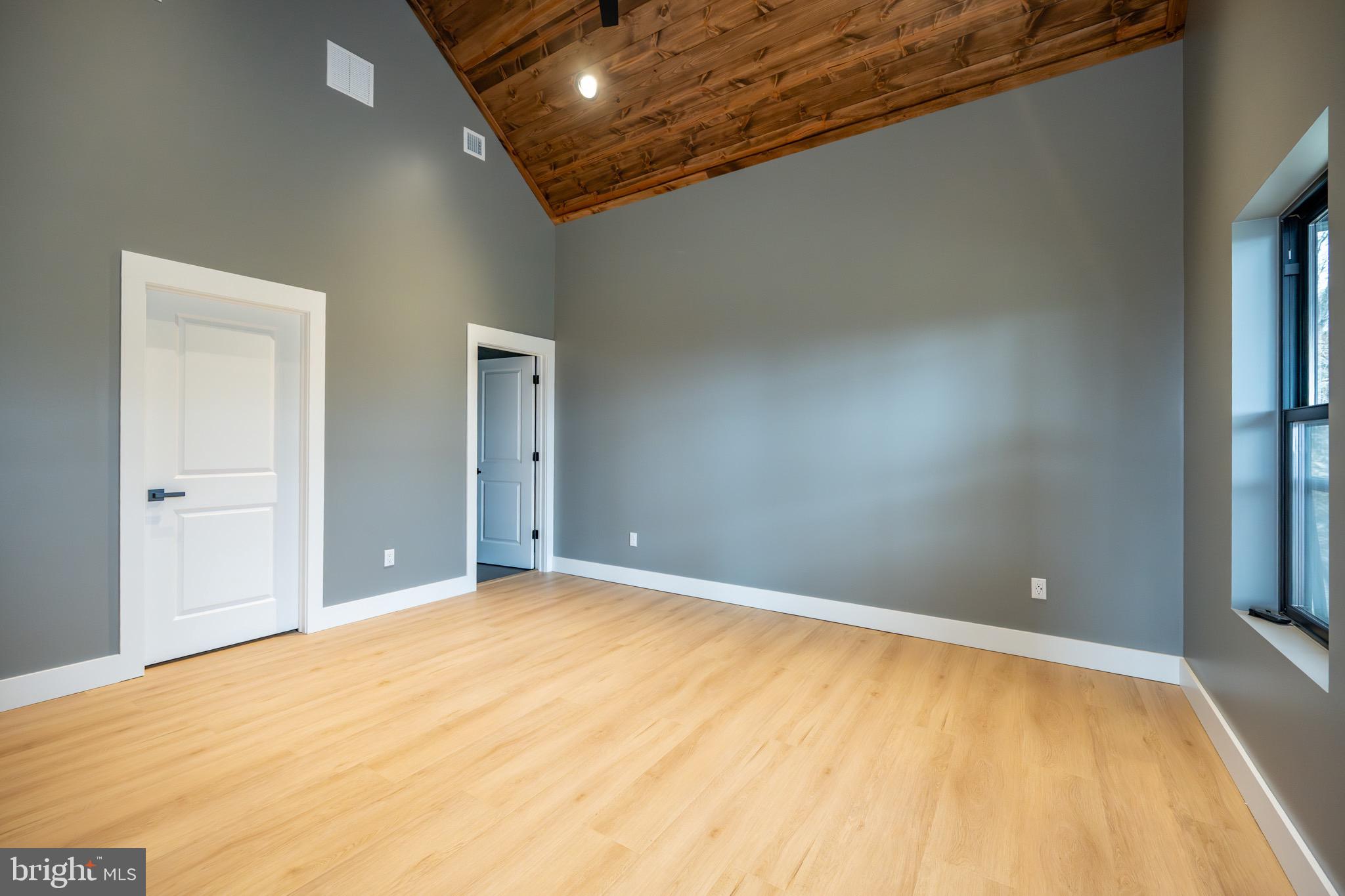 353 Lower Camp Road McHenry, MD 21541 - Photo 21 of 67 a view of empty room