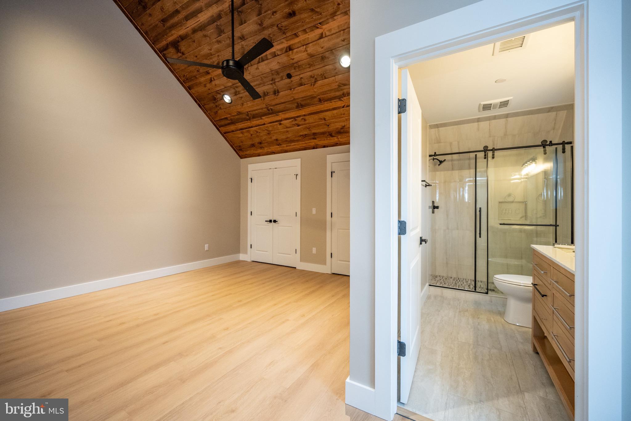 353 Lower Camp Road McHenry, MD 21541 - Photo 36 of 67 Upper level primary bedrooms