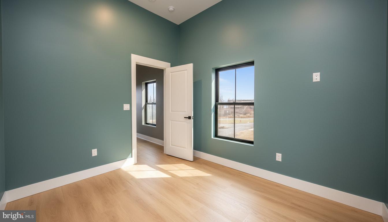 353 Lower Camp Road McHenry, MD 21541 - Photo 61 of 67 Main level bedroom