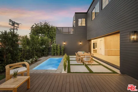 $4,550,000 | 1500 Louella Avenue, Venice, CA 90291