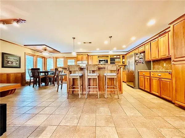 $244,000 | 304 Ridge Row, Pineville, LA 71360