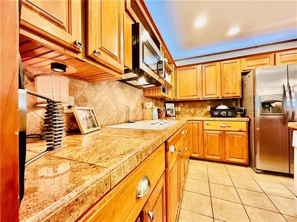 $244,000 | 304 Ridge Row, Pineville, LA 71360