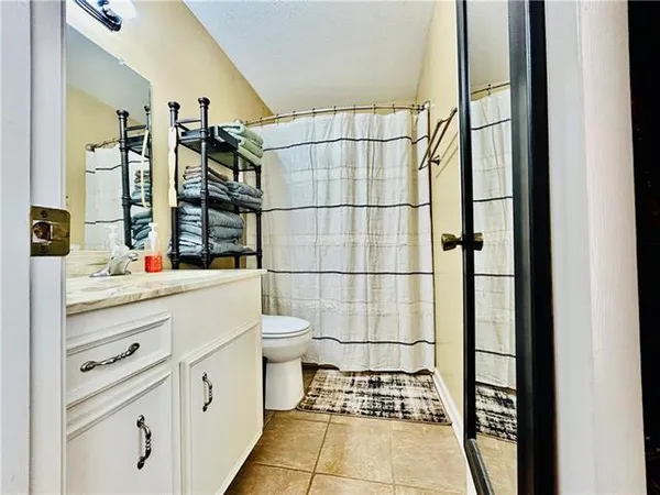 $244,000 | 304 Ridge Row, Pineville, LA 71360