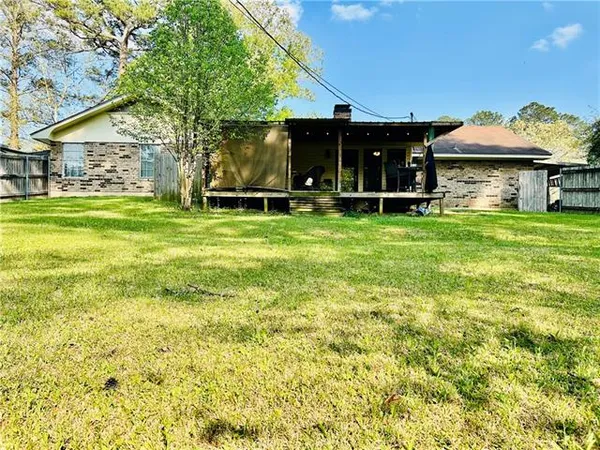 $244,000 | 304 Ridge Row, Pineville, LA 71360