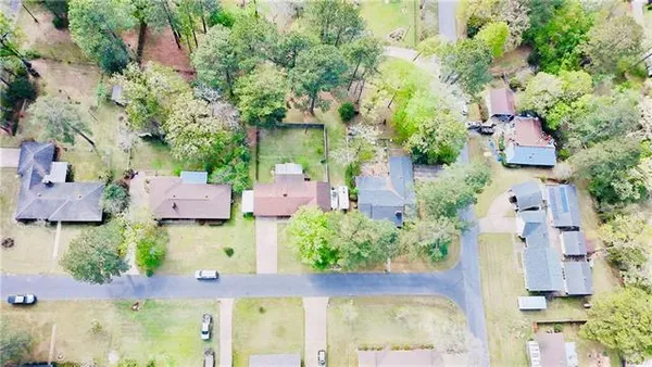 $244,000 | 304 Ridge Row, Pineville, LA 71360