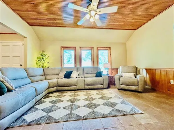 $244,000 | 304 Ridge Row, Pineville, LA 71360