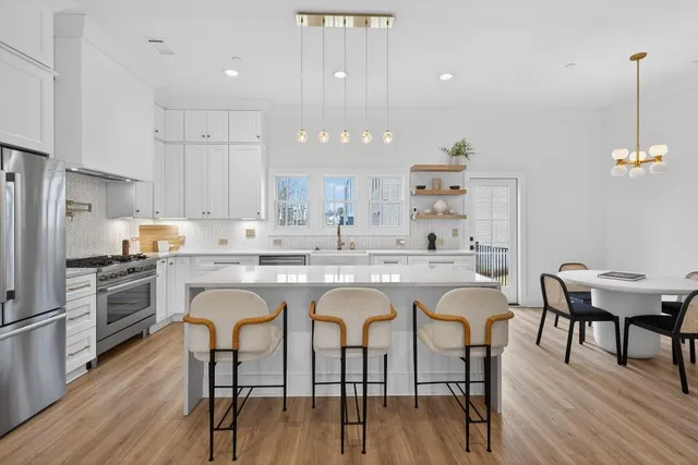 $869,000 | 4802 Moonview Lane, Sugar Hill, GA 30518