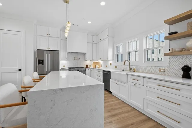 $869,000 | 4802 Moonview Lane, Sugar Hill, GA 30518