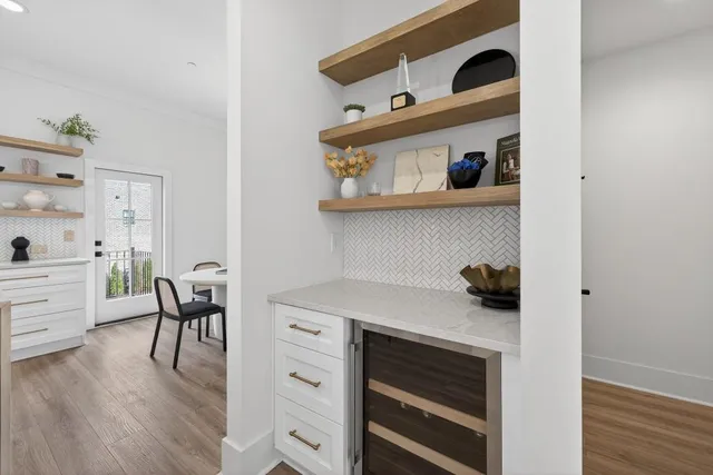 $869,000 | 4802 Moonview Lane, Sugar Hill, GA 30518