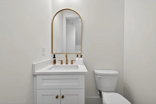 $869,000 | 4802 Moonview Lane, Sugar Hill, GA 30518