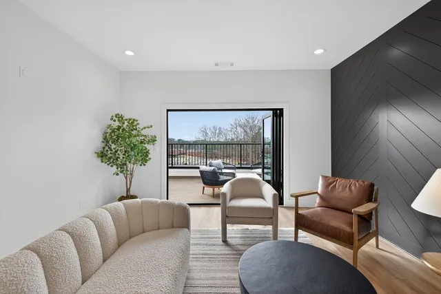 $869,000 | 4802 Moonview Lane, Sugar Hill, GA 30518