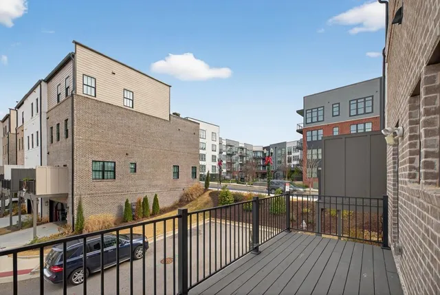 $869,000 | 4802 Moonview Lane, Sugar Hill, GA 30518