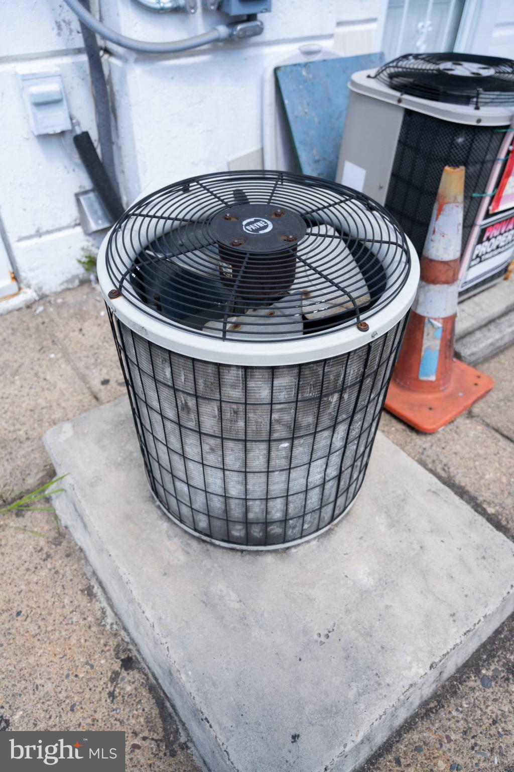 8729 Ditman Street Philadelphia, PA 19136 - Photo 32 of 32 OUTDOOR UNIT