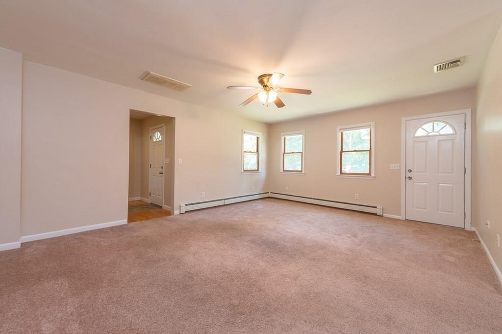 36 Turnpike Road Townsend, MA 01469 - Photo 6 of 28