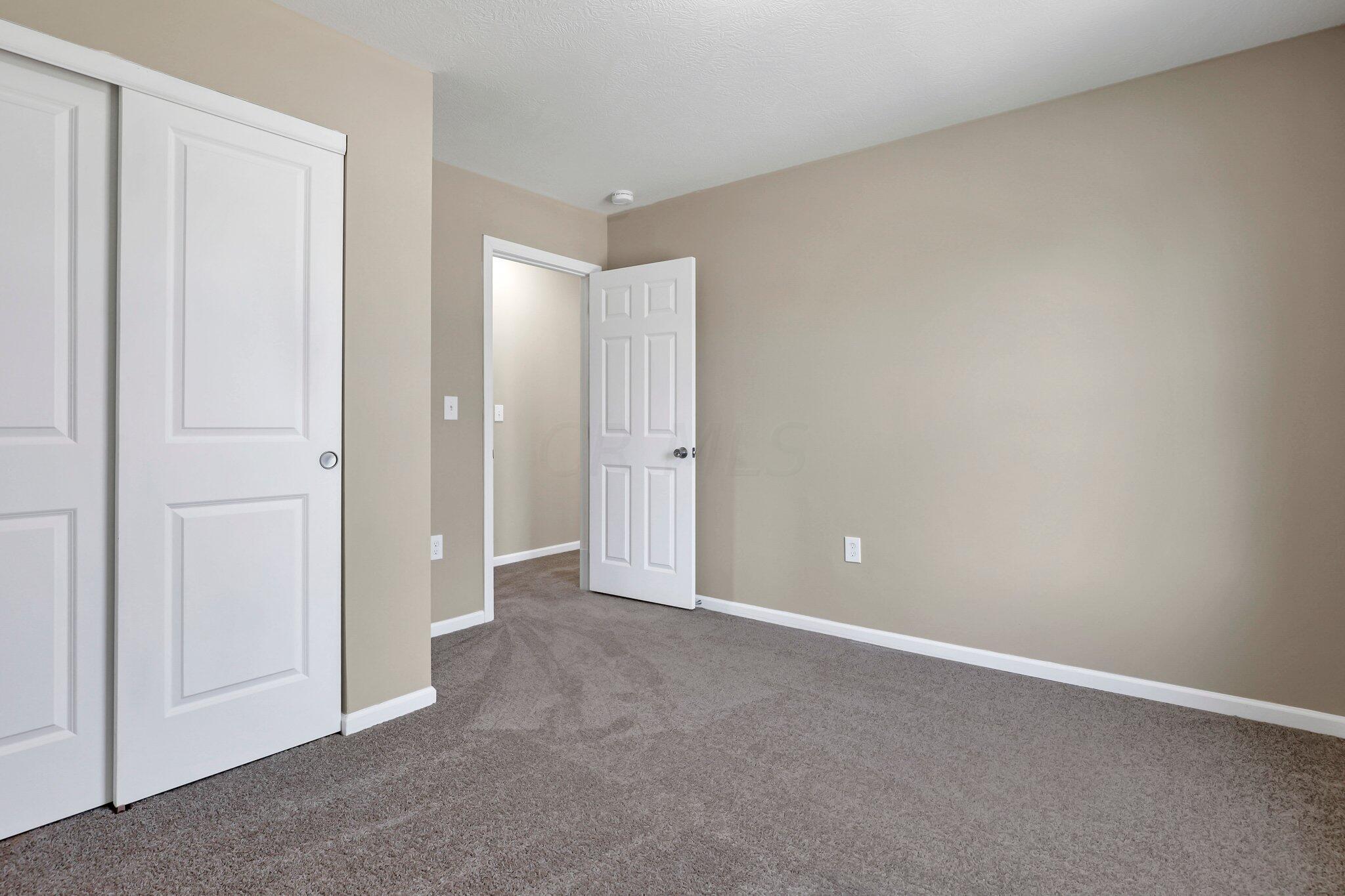 2797 McGuffey Road Columbus, OH 43211 - Photo 27 of 28 31-web-or-mls-0N4A1622