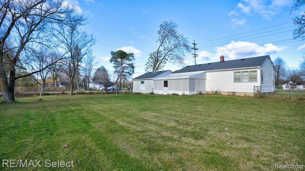 1255 West Stanley Road Mount Morris, MI 48458 - Photo 6 of 30