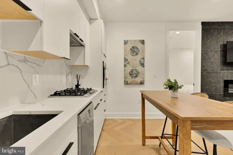 $386,000 | 1225 11th Street Northwest, Unit 2, Washington, DC 20001