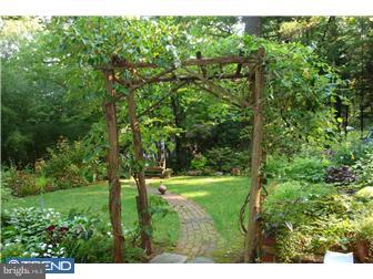 219 Bierys Bridge Road Bethlehem, PA 18017 - Photo 5 of 7 Gallery Image 5