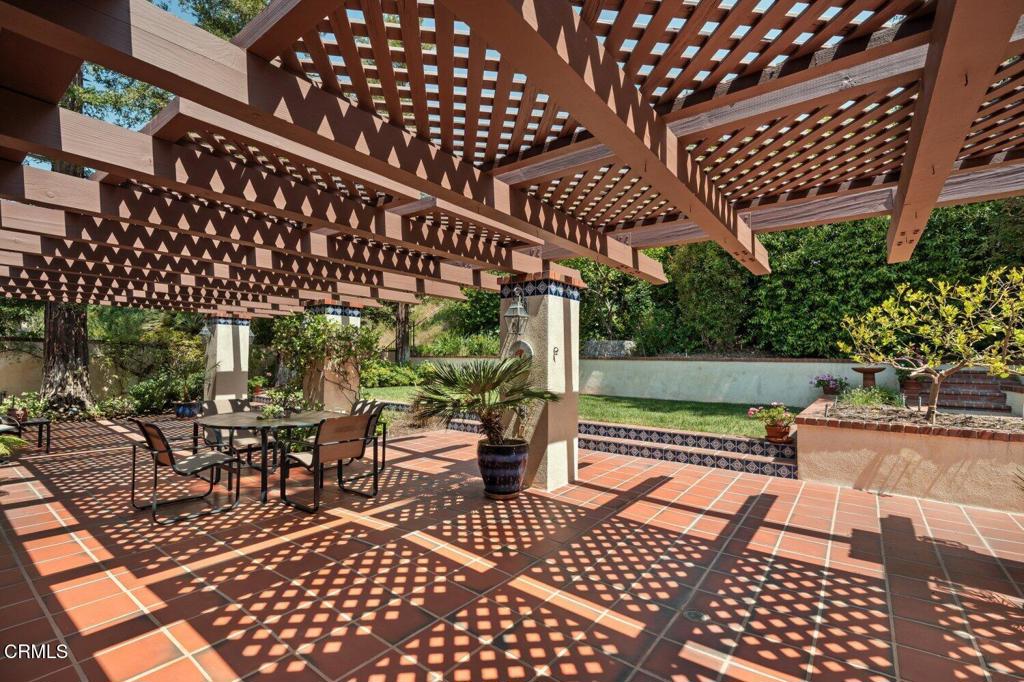 2909 Hopeton Road La Crescenta, CA 91214 - Photo 23 of 34 24-HopetonRd-eccc7206b8