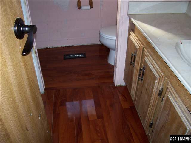 2688 Zinnia Avenue Reno, NV 89512 - Photo 3 of 6
