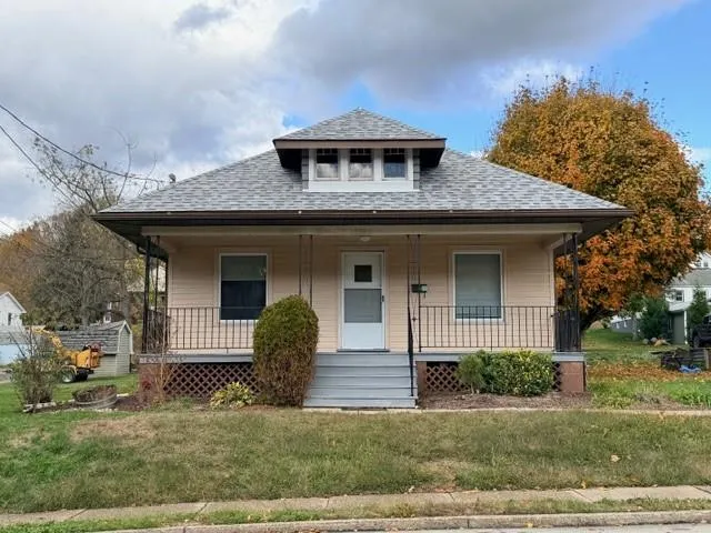 $1,300 | 379 2nd Avenue, Bridgeville, PA 15017