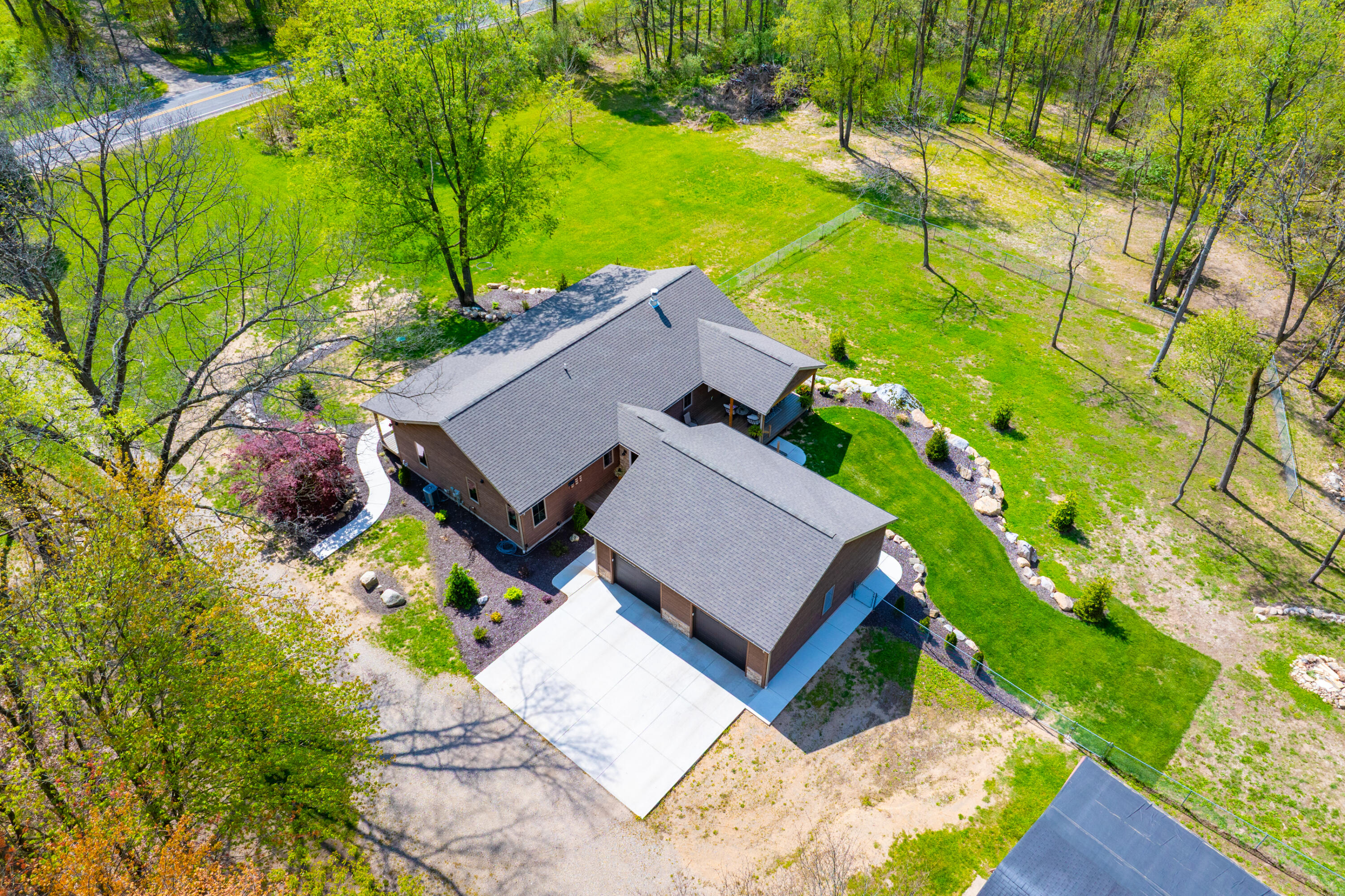 9797 Graham Road Plainwell, MI 49080 - Photo 8 of 59 Graham Rd 9797 Plainwell 49080-47