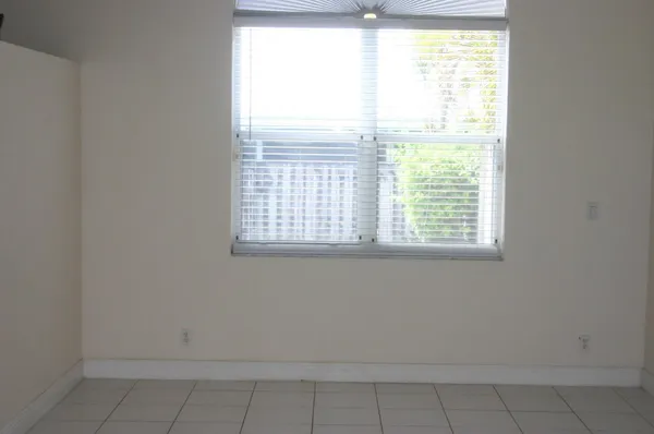 $4,250 | 7588 Parkside Lane, Margate, FL 33063