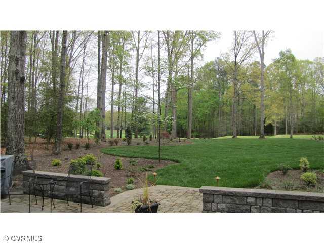 27 Hunting Ridge Road Manakin-Sabot, VA 23103 - Photo 3 of 3 Exterior Back