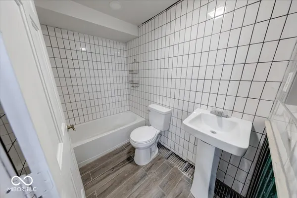 $205,000 | 4712 Vandalia Avenue, Indianapolis, IN 46241