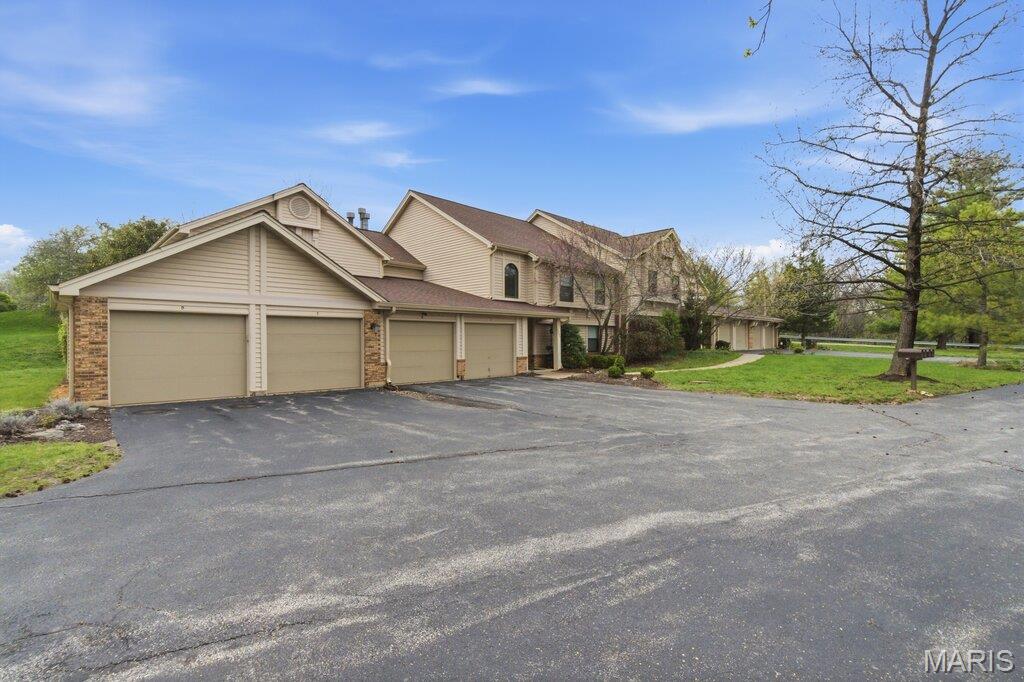 1209 Lofty Point Drive, Unit A Ballwin, MO 63021 - Photo 27 of 34 Gallery Image 27
