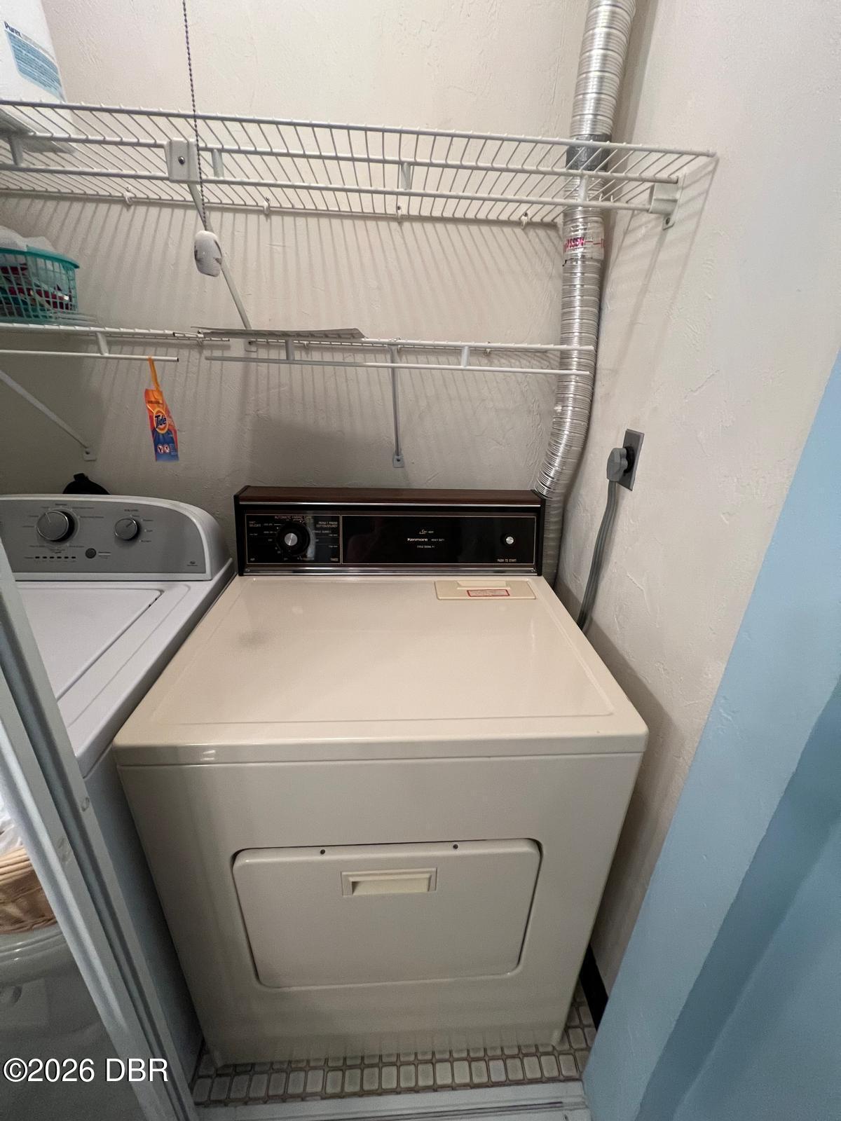 910 Big Tree Road, Unit 302 South Daytona, FL 32119 - Photo 17 of 25 Bathroom Level1_1.5