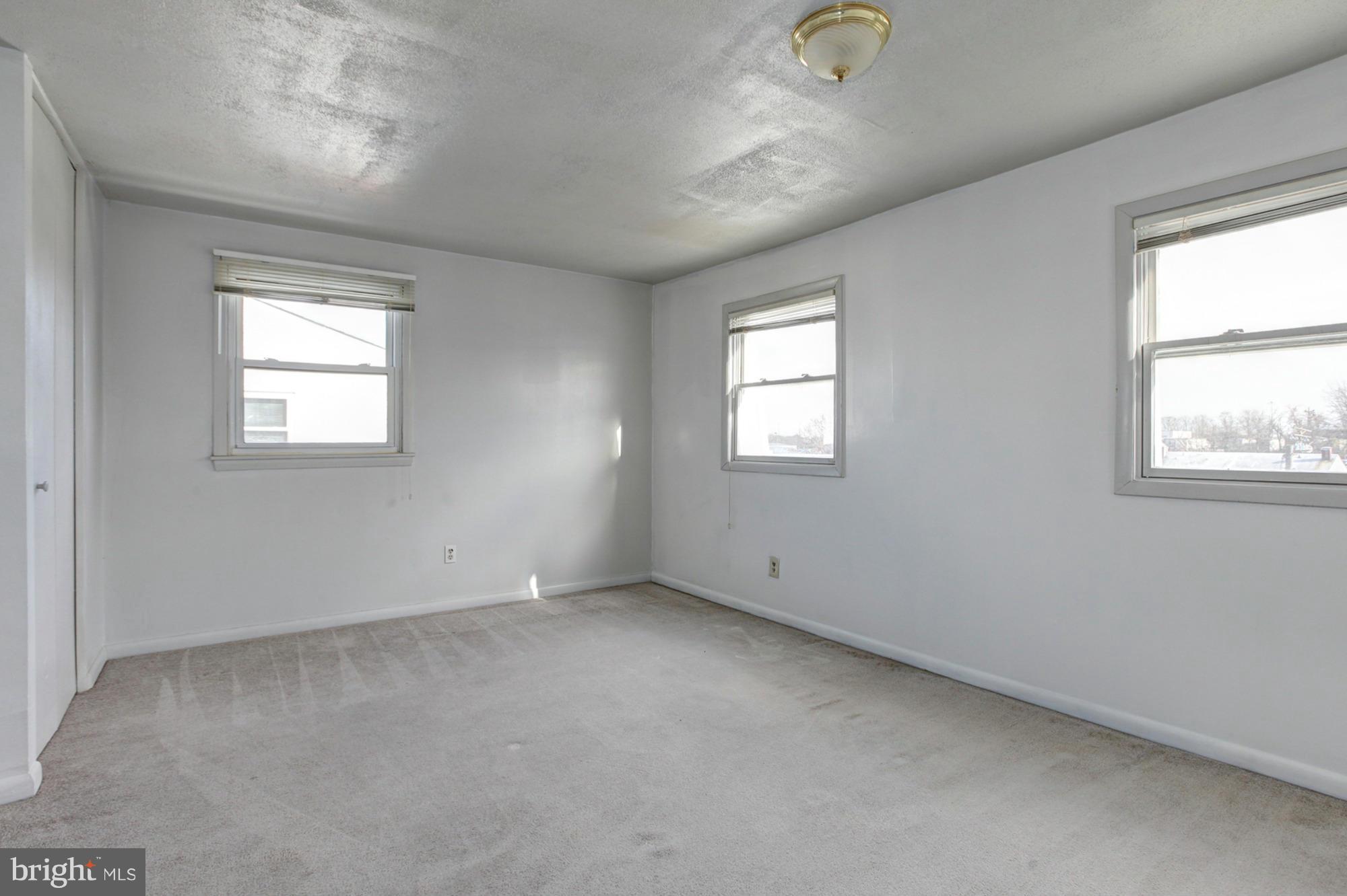 3621 Greenvale Road Baltimore, MD 21229 - Photo 16 of 27 Second Bedroom