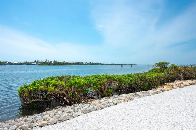 $999,000 | 8005 Bay Point Drive, Englewood, FL 34224