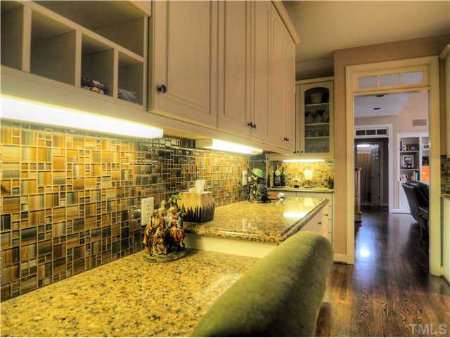 5528 Overleaf Court Raleigh, NC 27615 - Photo 6 of 25