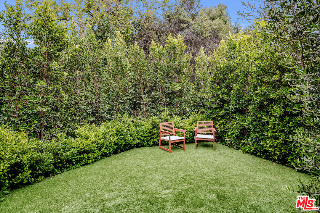 11608 Canton Place Studio City, CA 91604 - Photo 27 of 54