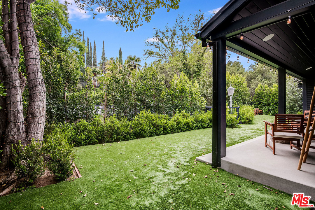 11608 Canton Place Studio City, CA 91604 - Photo 44 of 54